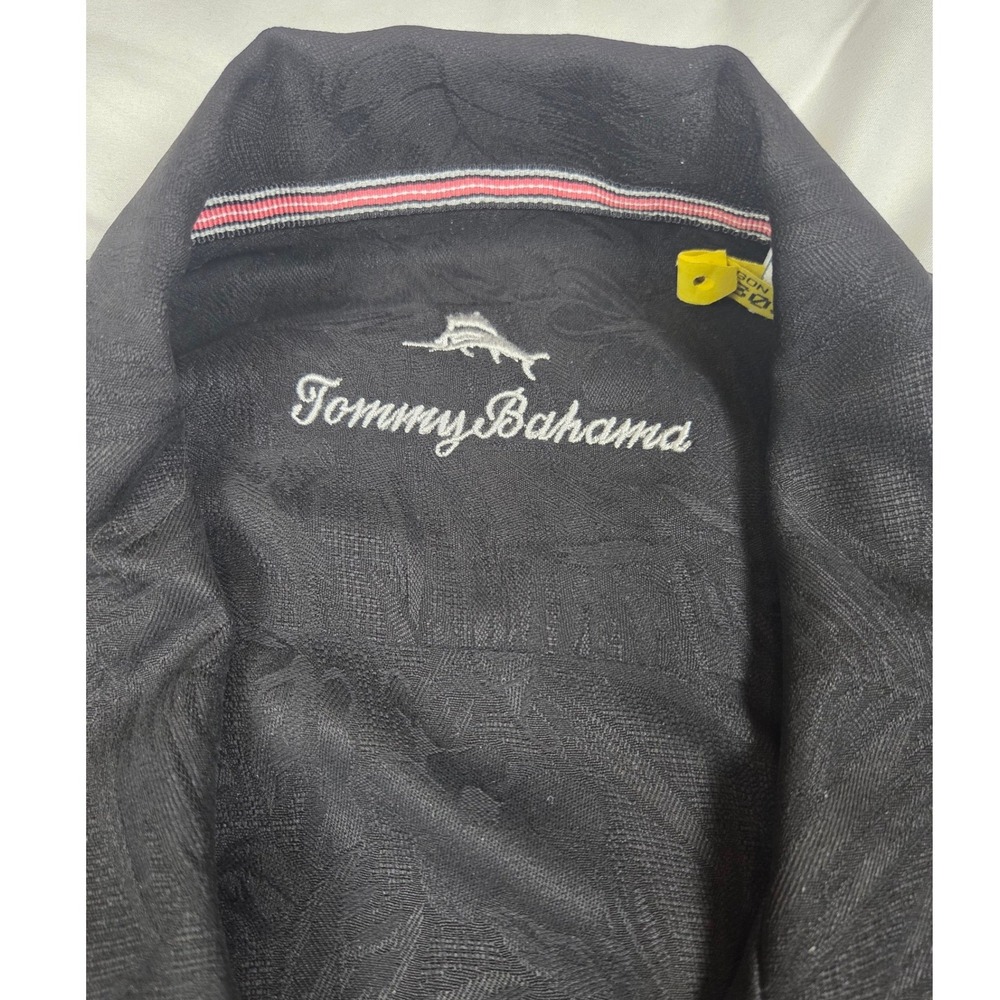 Tommy Bahama Silk Camp Shirt Mens 1XLB Black Floral Jacquard Excellent Condition - Picture 3 of 6